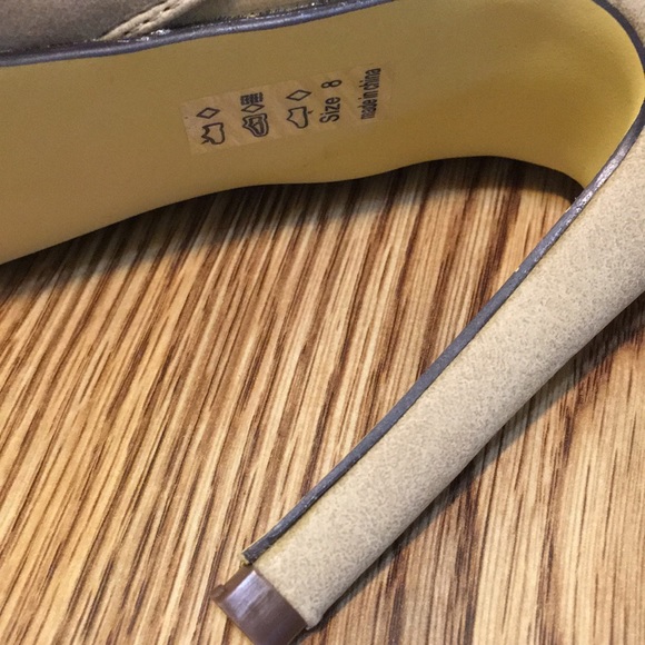 Michael Antonio Tan high heel Shoes Sz 8 Worn once - Picture 4 of 8